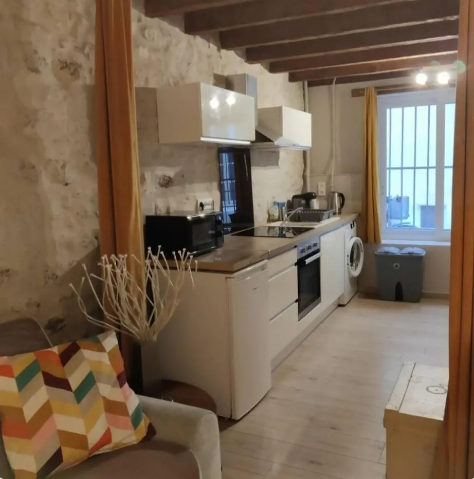 Beau Studio Climatise/Wifi, Proche Arenes Et Gare Arles