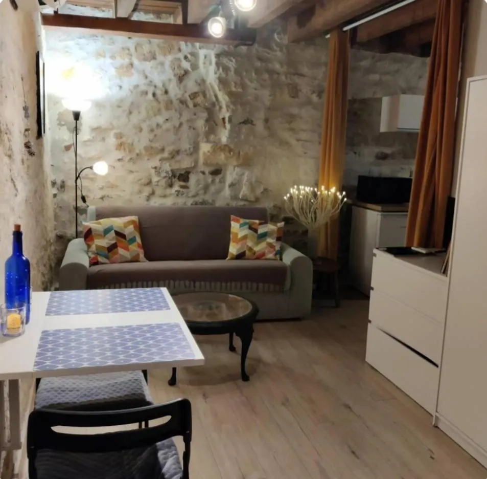 Beau Studio Climatise/Wifi, Proche Arenes Et Gare Arles