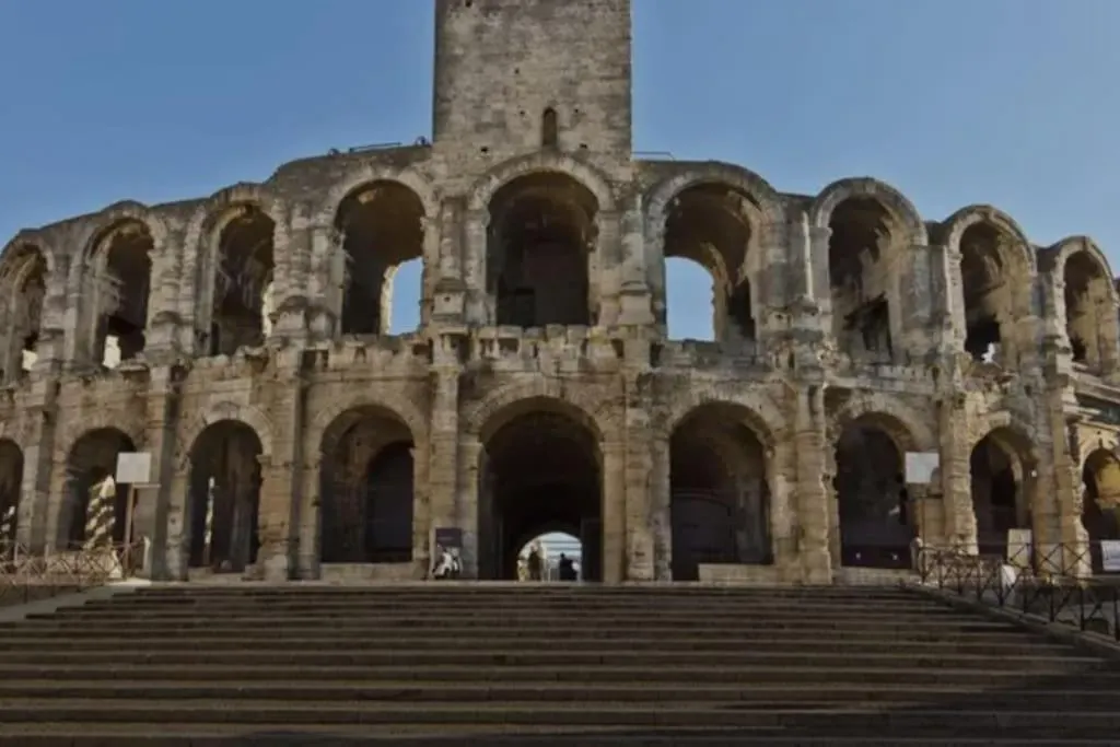 Beau Studio Climatise/Wifi, Proche Arenes Et Gare Arles Apartment