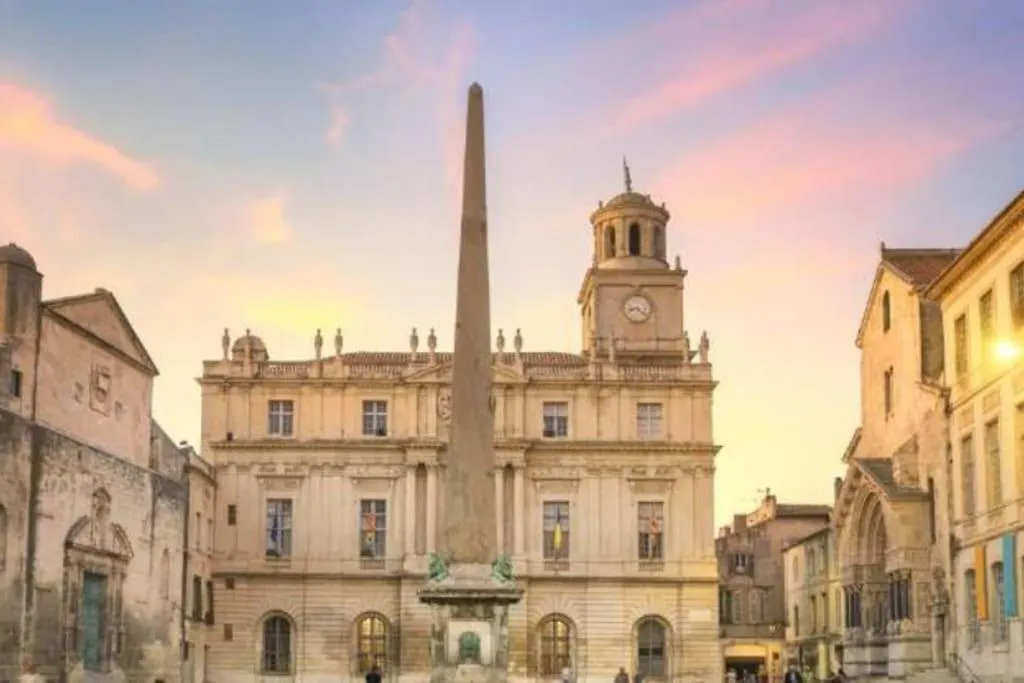Beau Studio Climatise/Wifi, Proche Arenes Et Gare Arles Apartment